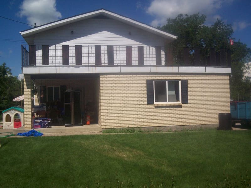 Split-level Michigan home exterior